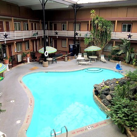 Budget Host Inn Arlington Bagian luar foto