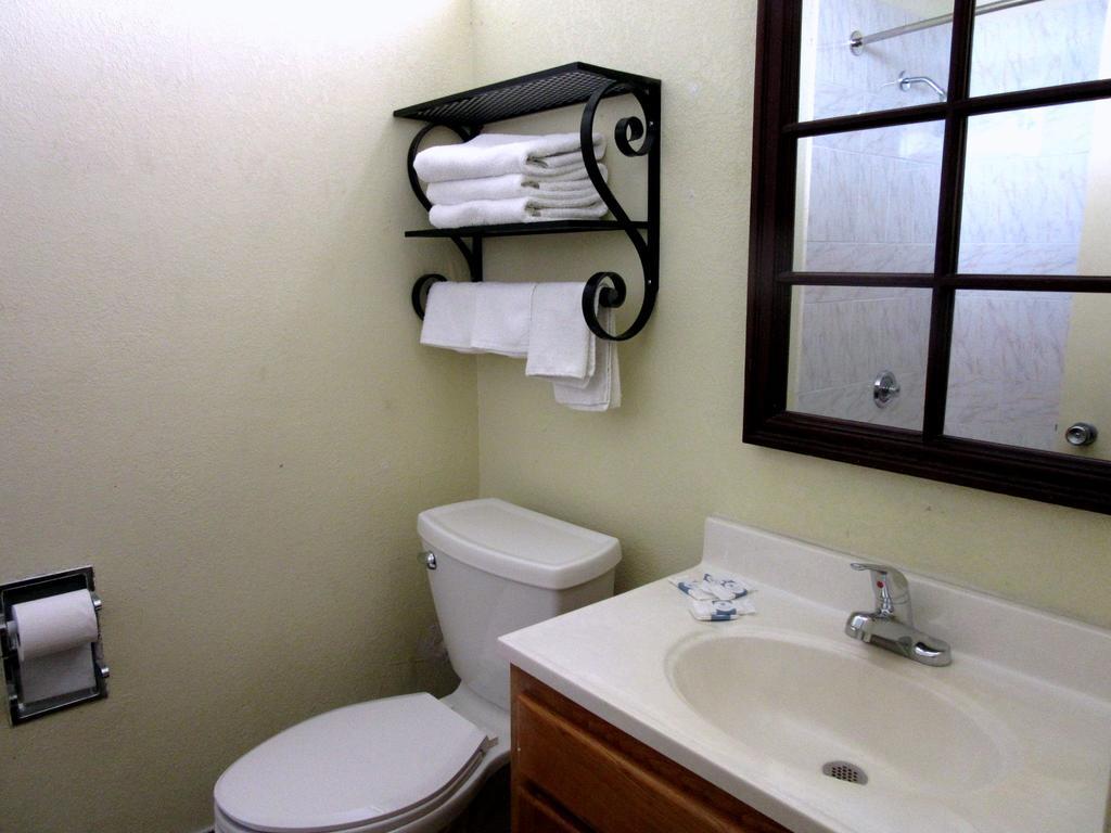 Budget Host Inn Arlington Bagian luar foto