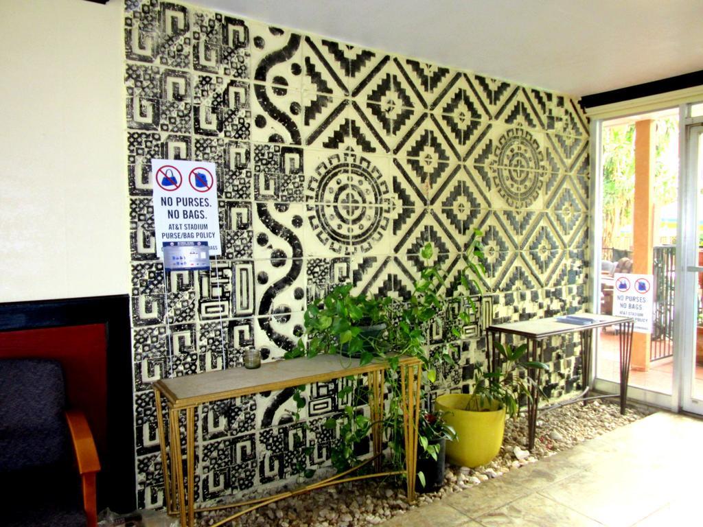 Budget Host Inn Arlington Bagian luar foto